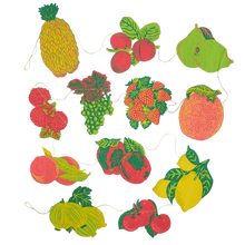 Load image into Gallery viewer, East End Press - FRUIT SEWN GARLAND