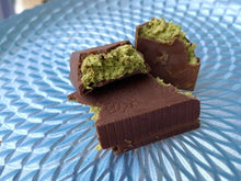 Load image into Gallery viewer, Aladdin - Pistachio Praline Dubai Chocolate Bar – Crispy & Nutty Delight 37gr