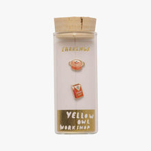 Load image into Gallery viewer, Yellow Owl Workshop - Dutch Oven & Kosher Salt Earrings - Gold Foodie Chef Studs