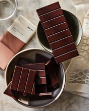 Load image into Gallery viewer, Mast - Organic Dark Chocolate 70% Cacao