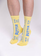 Load image into Gallery viewer, Yellow Owl Workshop - Butter - Small Crew Socks
