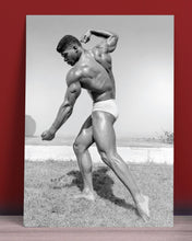 Load image into Gallery viewer, Peachy Kings / Kweer Cards - Physique Pictorial Bob Mizer Postcard —  BLACK BUFF

