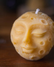 Load image into Gallery viewer, The Ramblin&#39; Bee - Lady of the Moon Beeswax Candle
