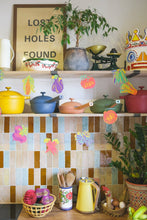 Load image into Gallery viewer, East End Press - VEGETABLE SEWN GARLAND
