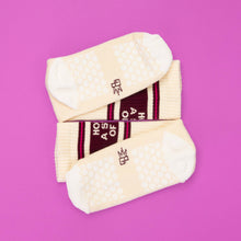 Load image into Gallery viewer, Gumball Poodle - Hot Is A State Of Mind Grip Socks
