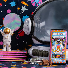 Load image into Gallery viewer, Seattle Chocolate Presents MAEVE - Moon Rocks Truffle Bar
